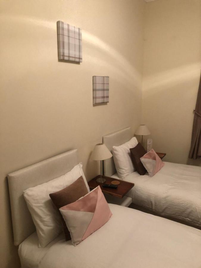 Brydges Self-Catering Spaces And En-Suite Rooms Hastings Bagian luar foto